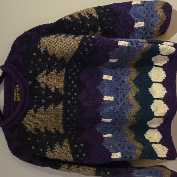 Cozy Purple and Gray Sweater 100% Wool Size M - Picture 2 of 4